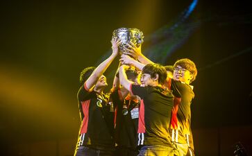 未成年人一键登录，何时休息？